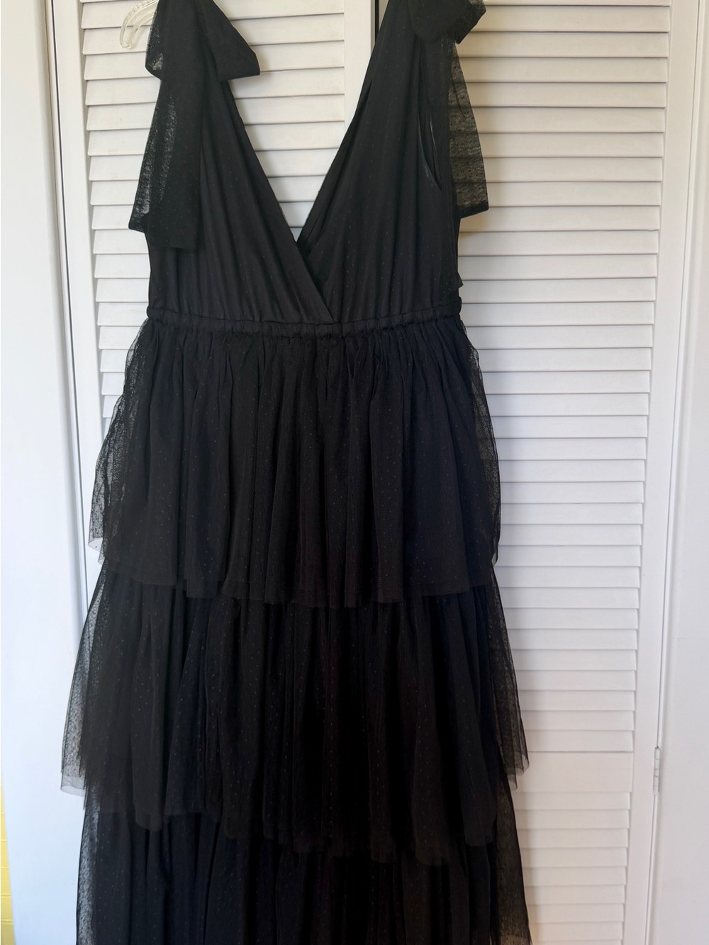 In Bloom Black V-Neck Maxi Tulle Dress - Picture 2 of 11
